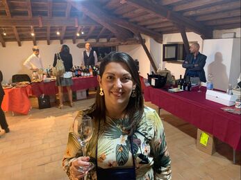 Viviana Moyano ofrece cursos y talleres de vino 