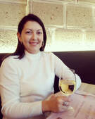 Viviana Moyano Sommelier y Wine Consultant